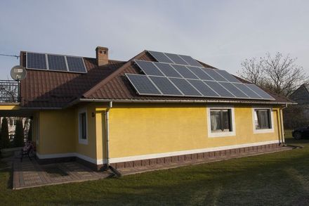 Elektrownie słoneczne czy wiatrowe? | Projektkomunikacja.pl